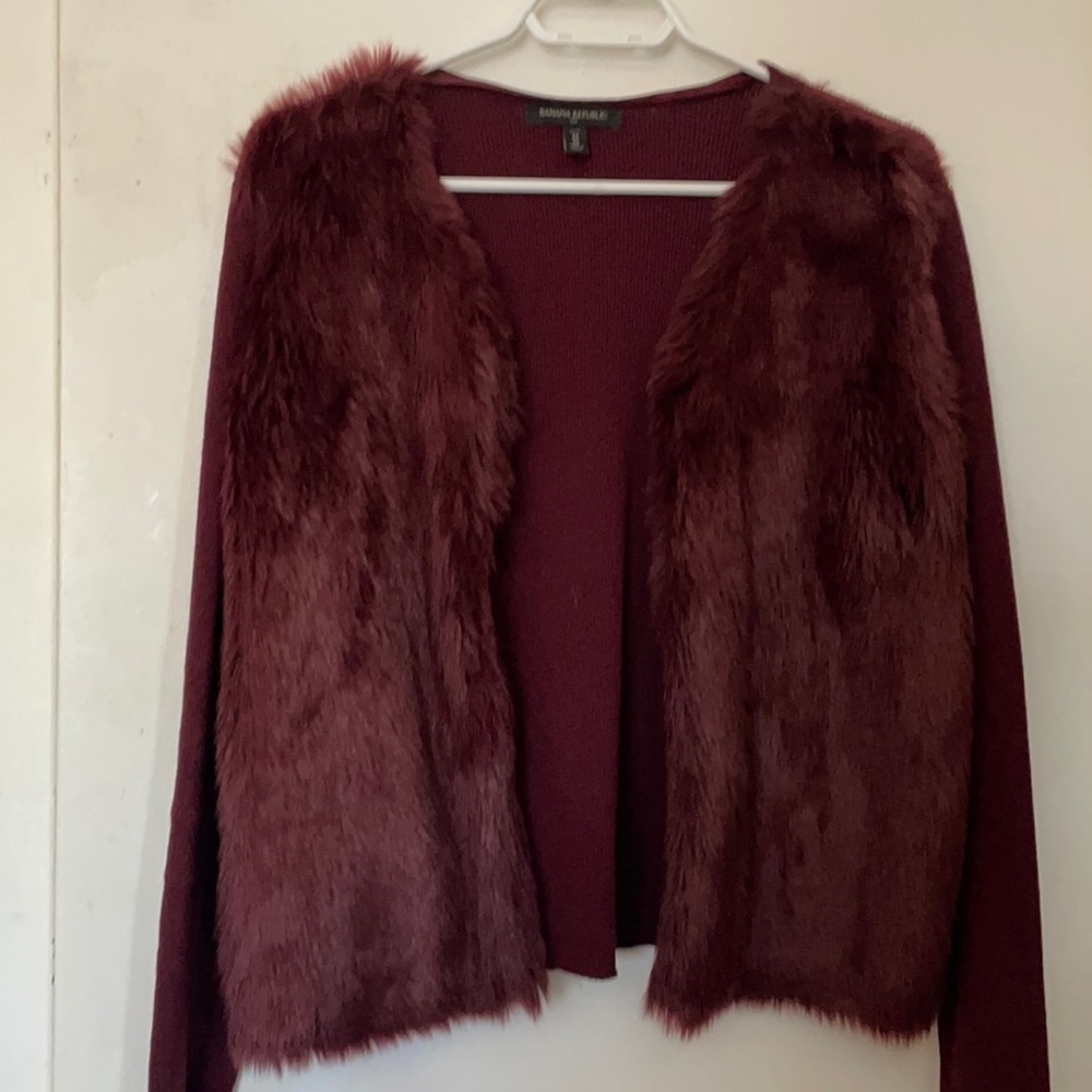 HOST PICK 💕 Banana Republic faux fur sweater